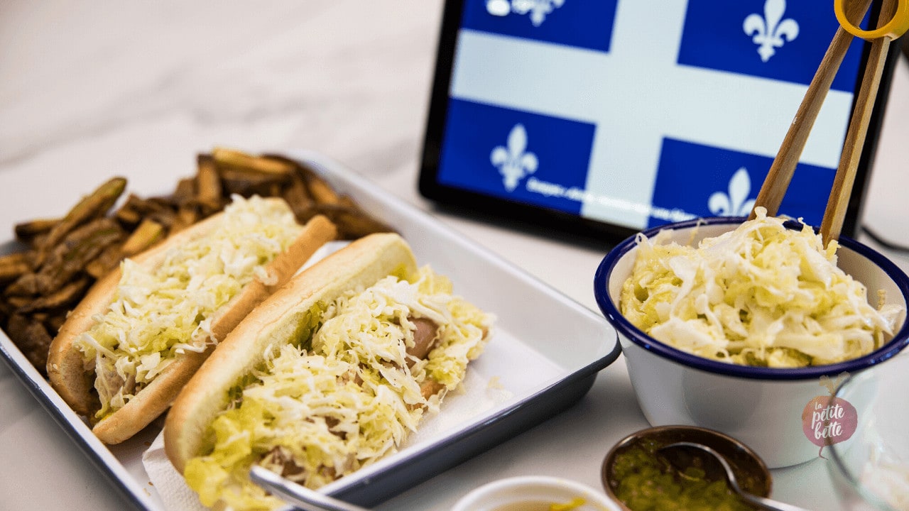 Recette hot-dog quebec avec salade de chou