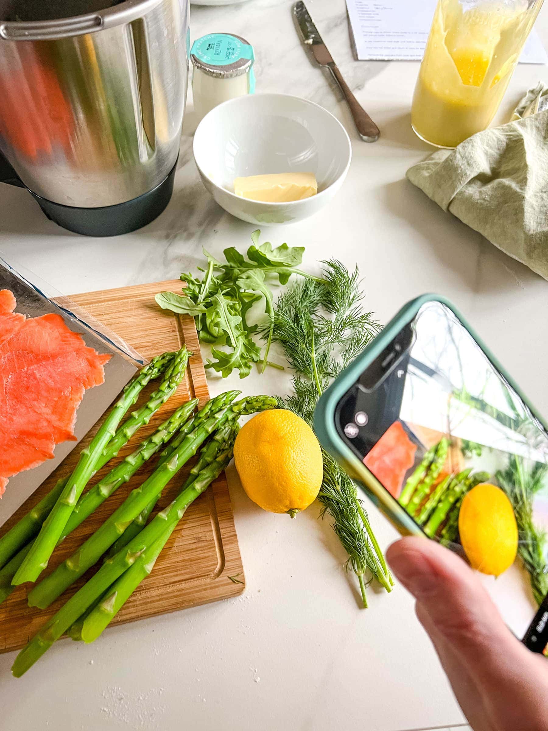Dutch baby saumon fumé asperges