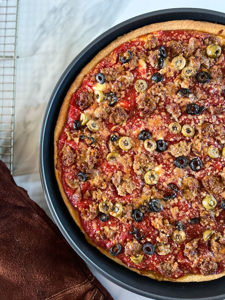 Deep dish chicago pizza