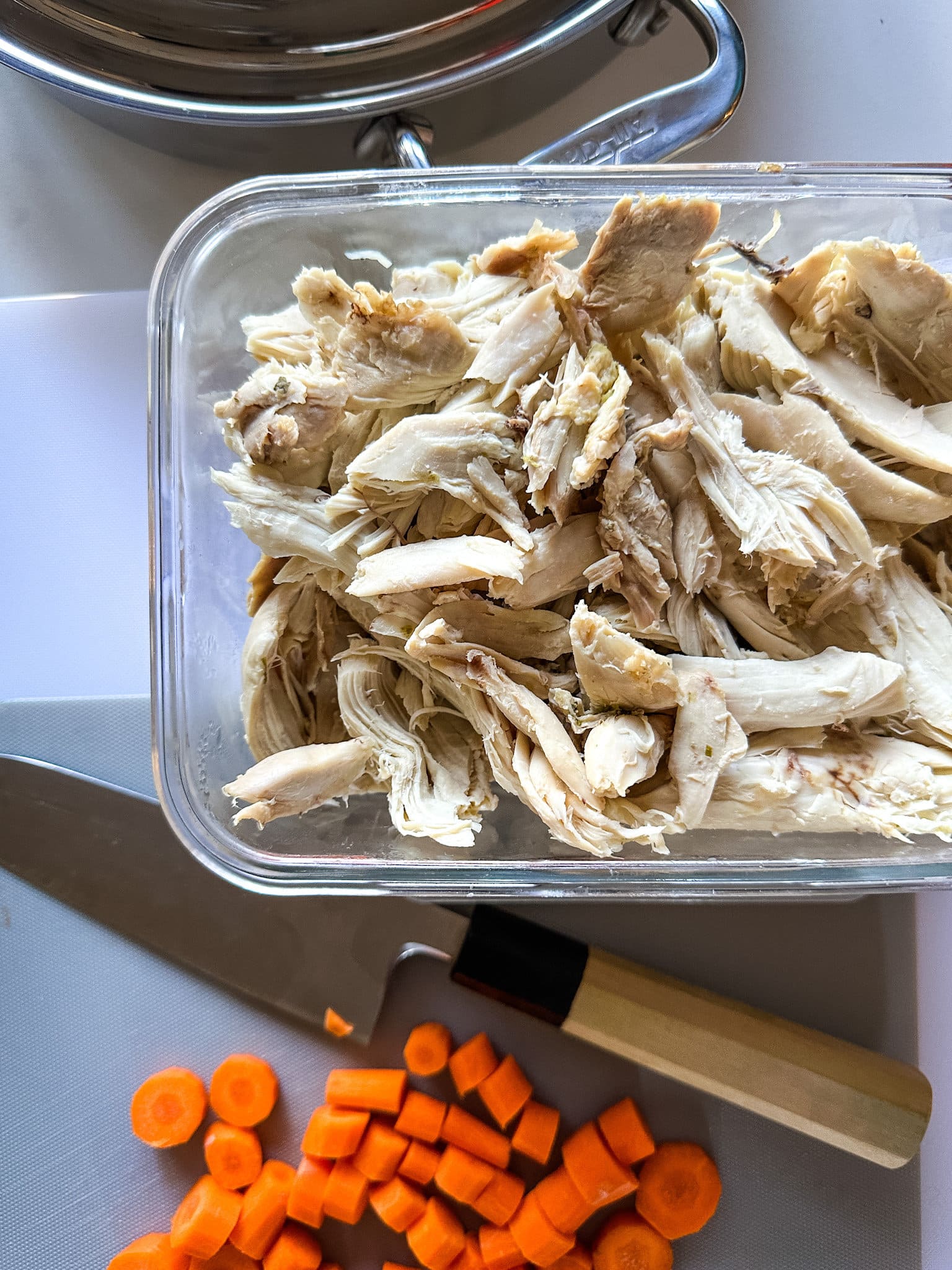 poulet et bouillon d'os de poulet