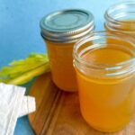 bouillon d'os de poulet