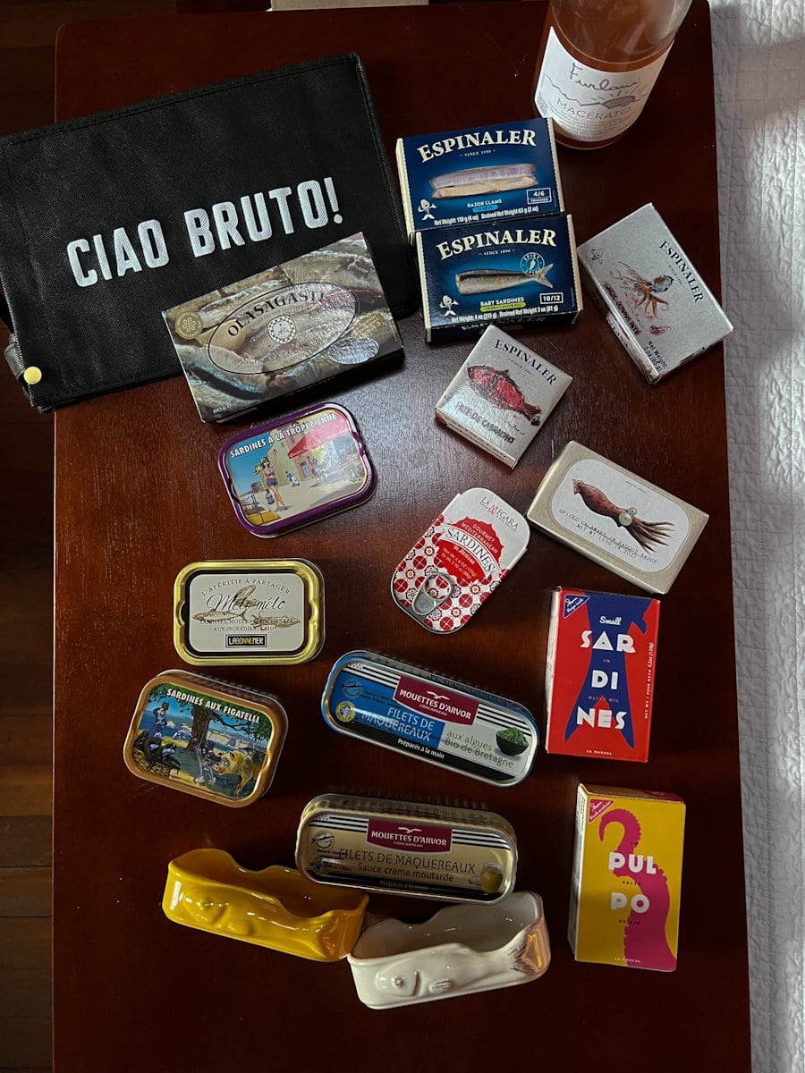 sardines et vin shopping boutique Ciao Bruto Healdsburg California