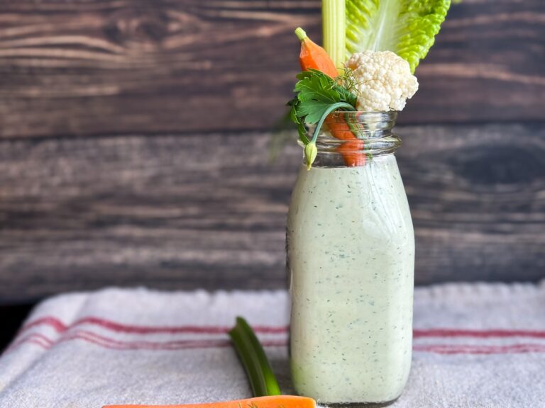 sauce vinaigrette ranch avec légumes