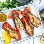 queues de homard grillées avec citron et beurre à la moutarde