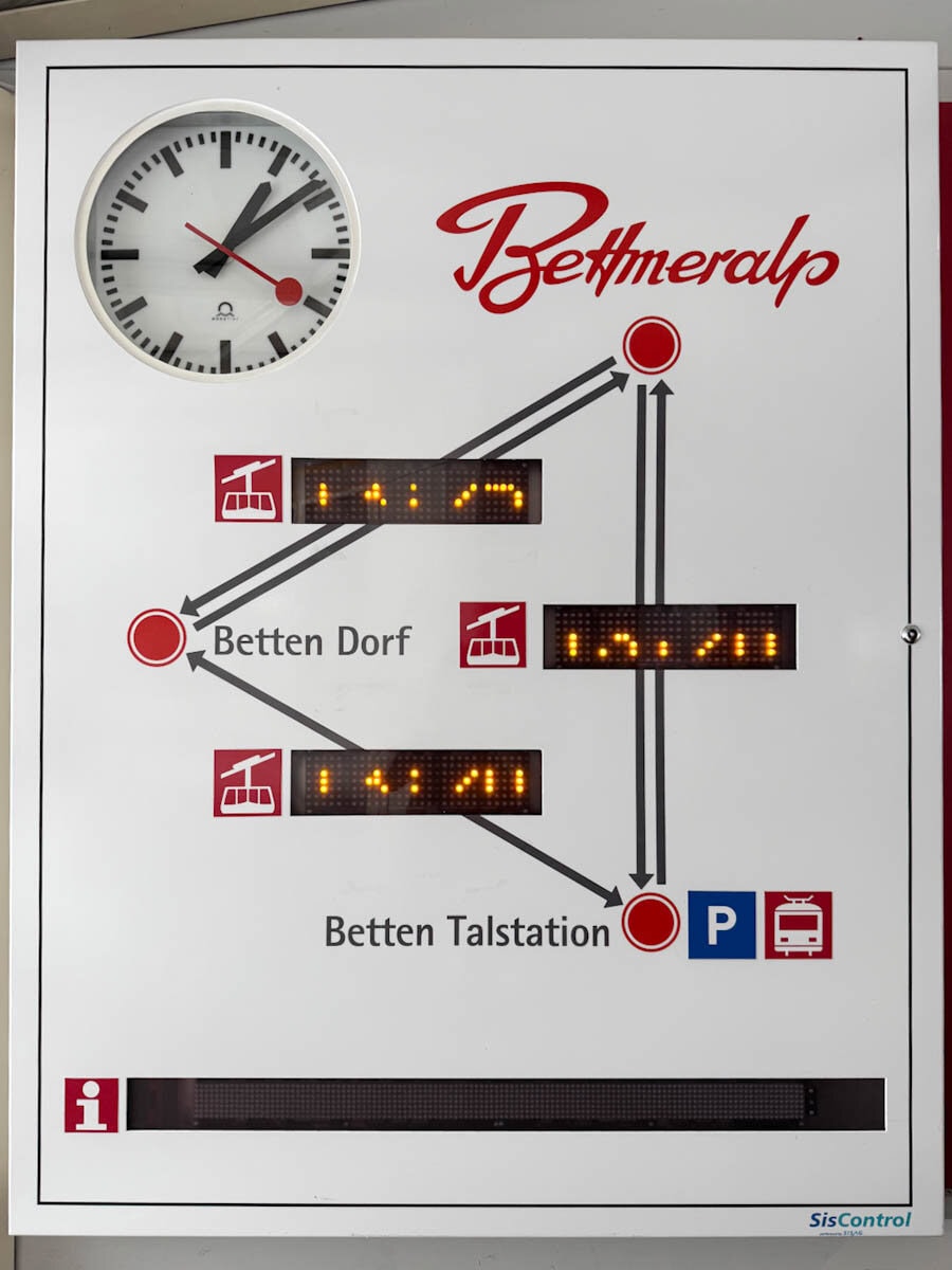 Bettmeralp horaire pancarte télépherique écran digital