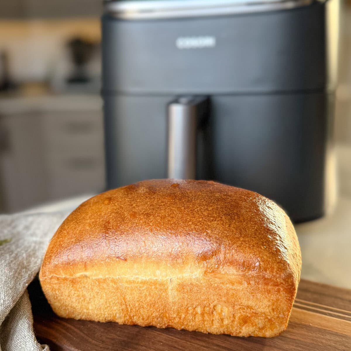 pain maison devant air fryer Cosori Turbo Blaze